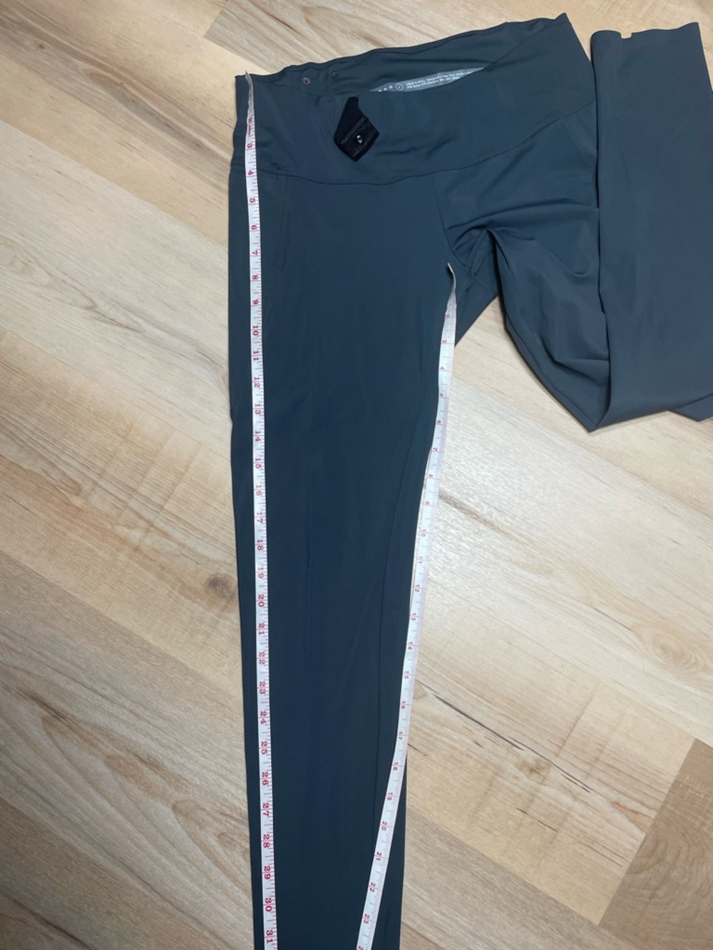 ADAY Crop Roll Leggings Gray High Rise Stretch Minimalist Size‎ Small - Picture 9 of 11